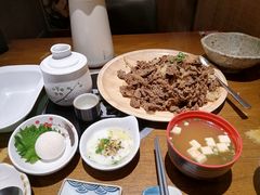 豪华五层牛肉饭-二丁目食堂(铁西万象汇店)