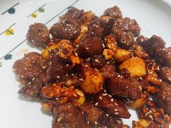 黑椒蒜子牛肉粒-大铁勺新津菜(迎水道店)