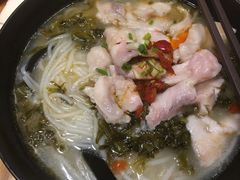 酸菜鱼-老妈米线(金座店)