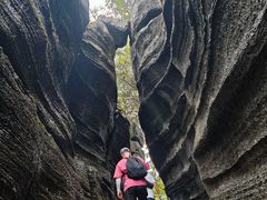 -梭布垭石林景区