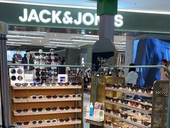 -木九十眼镜(朝阳大悦城4F店)