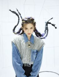 -变画·发型STUDIO