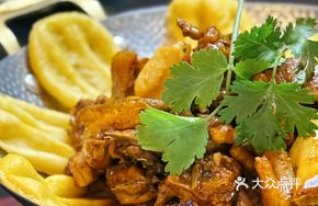Anhui Earth Pot Abalone Chicken