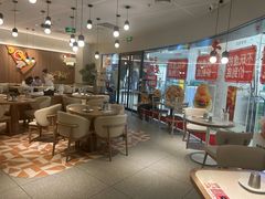 -必胜客(兴华中路PH店)