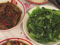 -堂瓦里·33年传统赣菜(第一街区店)