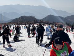 -浙东第一尖雪山欢乐谷