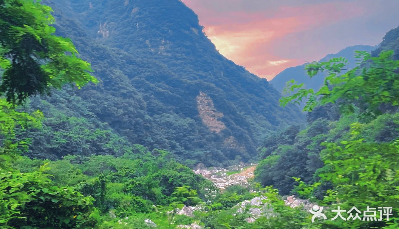 周末深山老林避暑地