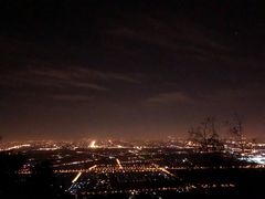 -鬼笑石后山停车场