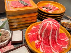 -牛YO寿喜烧·铁板烧和牛火锅自助(市府恒隆店)