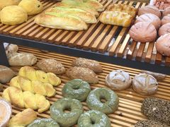 -焙丽拾光(麦凯乐直营店)