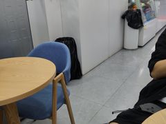 用餐区-炅爸爸鲜奶茶(解放西店)