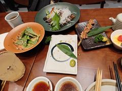 -8PINTS八品脱·日料·烧鸟·精酿小酒馆(莘庄店)