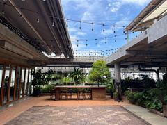 -ROAST coffee & eatery