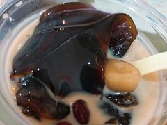 奶茶烧仙草-八婆婆烧仙草(曾厝垵店)