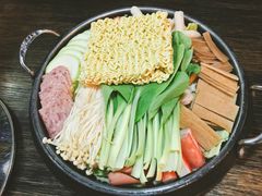 传统部队火锅-the frypan韩国炸鸡啤酒(五路居店)
