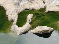 -燕子河大峡谷天坑仙境