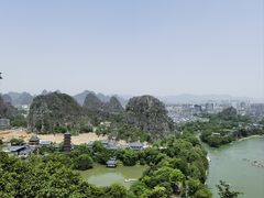 -叠彩山景区
