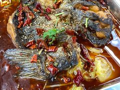 -老东镇啤酒屋海鲜加工·蒸汽海鲜·海鲜烧烤(台东店)