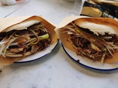 -烤鸭肉夹馍鸭汤店