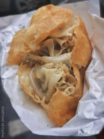 武汉美食分享|让人垂涎三尺的油饼包烧麦!!!