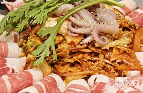 Korean Octopus Beef Hot Pot