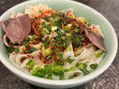 油泼面-河东颐祥阁(世贸店)