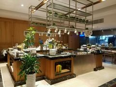 -安徽饭店·白鹭阁自助餐厅(梅山路店)