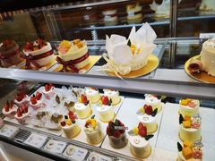 -花花卷卷·鲜食蛋糕(静安久光百货店)