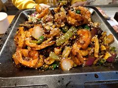香辣排骨虾-炉小二铜锅牛蛙•川湘菜(三里屯店)