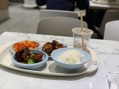 -荣华基·现炒快餐(肇嘉浜路店)