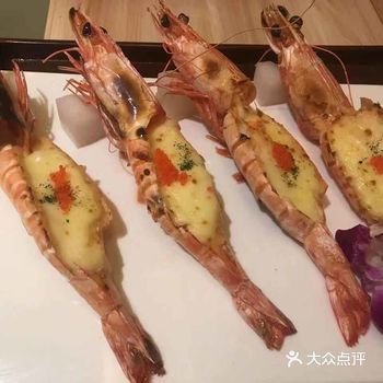 一家人小聚都非常好，有独立包间