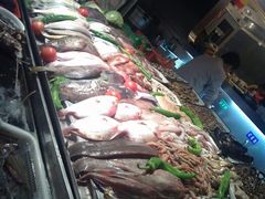 -沈家门海鲜夜排档(东港店)