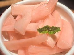 酸萝卜-吃饭皇帝大土家民族菜(荟聚店)