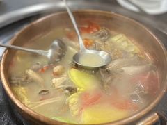 -阿山卓·野生菌火锅·纳西火塘烤肉