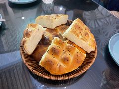面包-Mevlana梅夫娜土耳其餐厅·清真