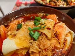 -张翻越·川渝冒菜·武汉黑鸭煲(城北万象城店)