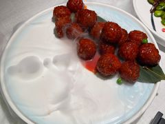 杨梅丸子-半勺·新徽菜(银泰城店)