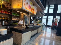 -唐拉雅秀酒店-西锦汇空中BBQ·思创餐厅