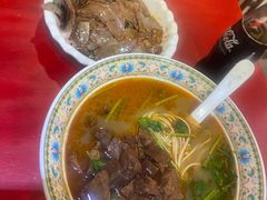-金杨拉面王小吃面馆·牛三宝面·红烧牛肉粉
