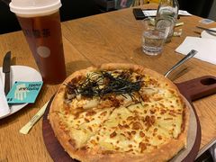 榴莲鳗鱼双拼-乐凯撒披萨(喜荟城店)