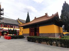 -挂甲禅寺