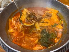 -喇喇排骨火锅·传统韩式脊骨汤(望京西园总店)