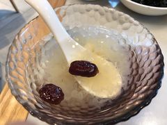 莲子银耳汤-莆田餐厅PUTIEN(三里屯店)