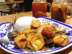 红烧豆腐火腩饭-金捞茶餐室(祐汉兴隆楼店)