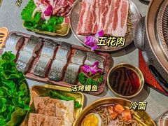 -围炉肉舍丹东海鲜烤肉·烤活鳗(步行街店)