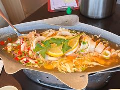 -大头虾越式风味餐厅(光明广场店)