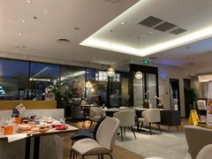 大堂-必胜客(上地华联店)