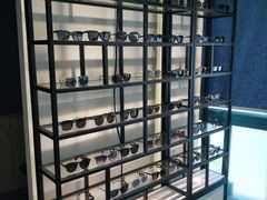 -Trend1881视光·蔡司视觉(领展广场店)