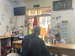 -丁记牛肉手擀板面