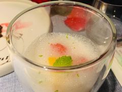 青柠优酪乳芝士奶冻-弦月窗LUNETTE BY AMANDA(复兴路店)